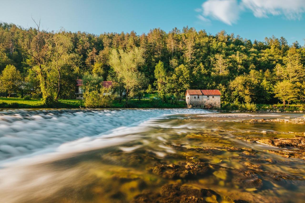 Glamping Kolpa Resort Gradac Exterior foto