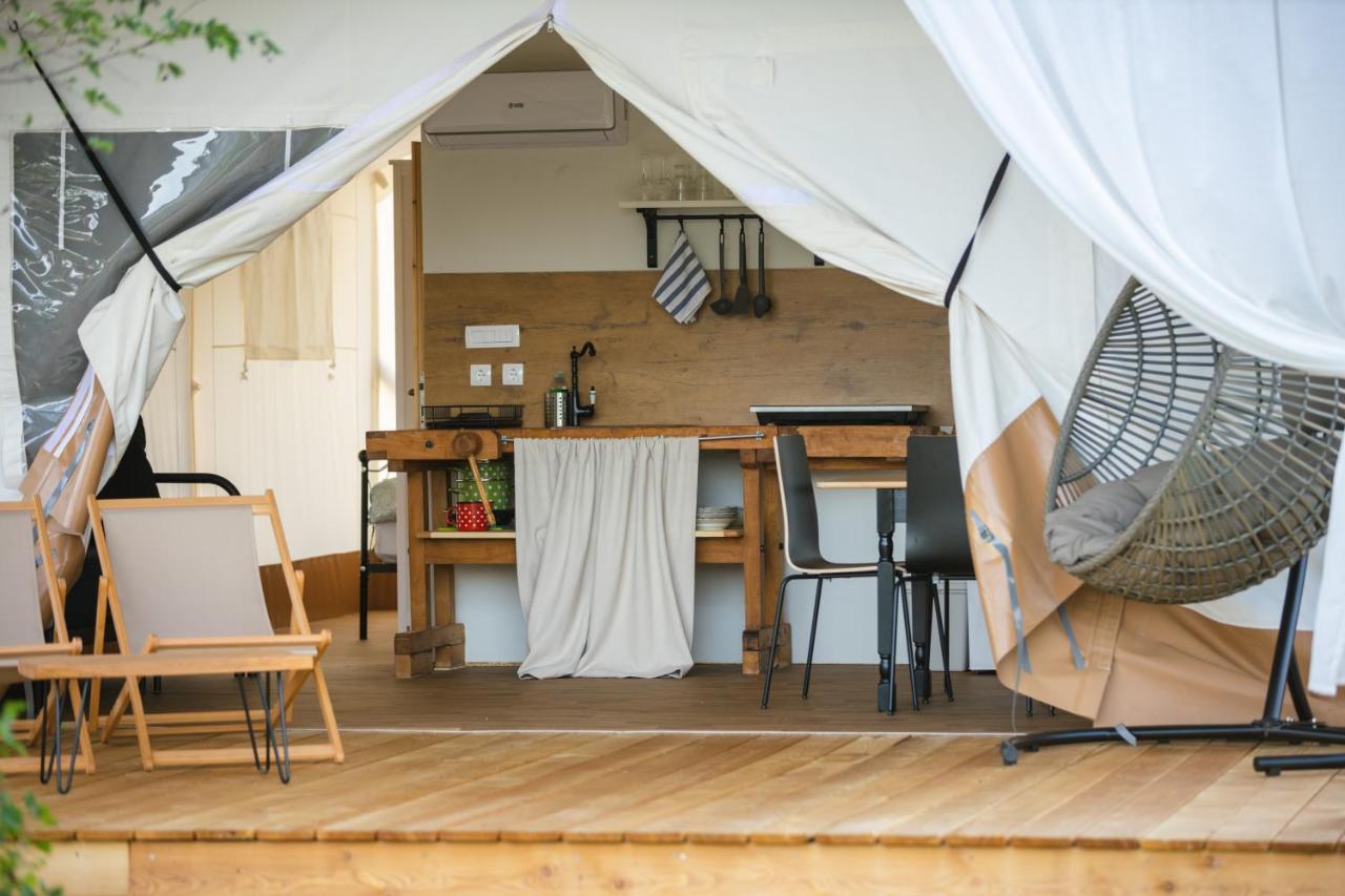 Glamping Kolpa Resort Gradac Exterior foto